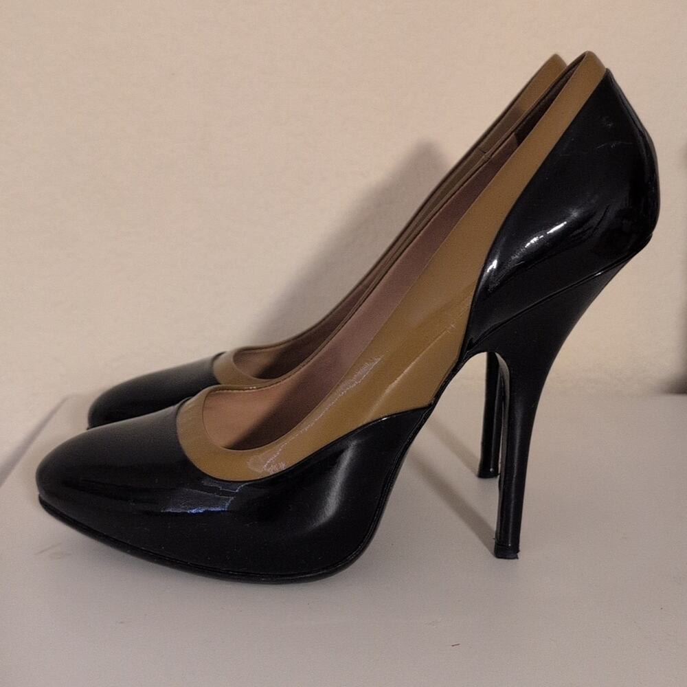 LANVIN Dark Blue/Mustard Italian Patent Leather Point Toe Pumps 5" Heels Size 40 - Picture 2 of 8
